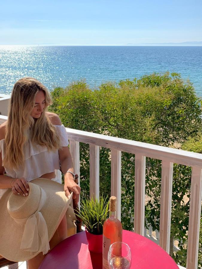 Byblos Mare-The Exclusive Beach Front Villa 스칼라소티로스 외부 사진