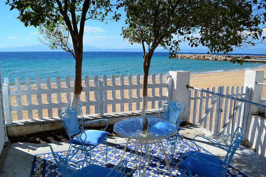 Byblos Mare-The Exclusive Beach Front Villa 스칼라소티로스 외부 사진